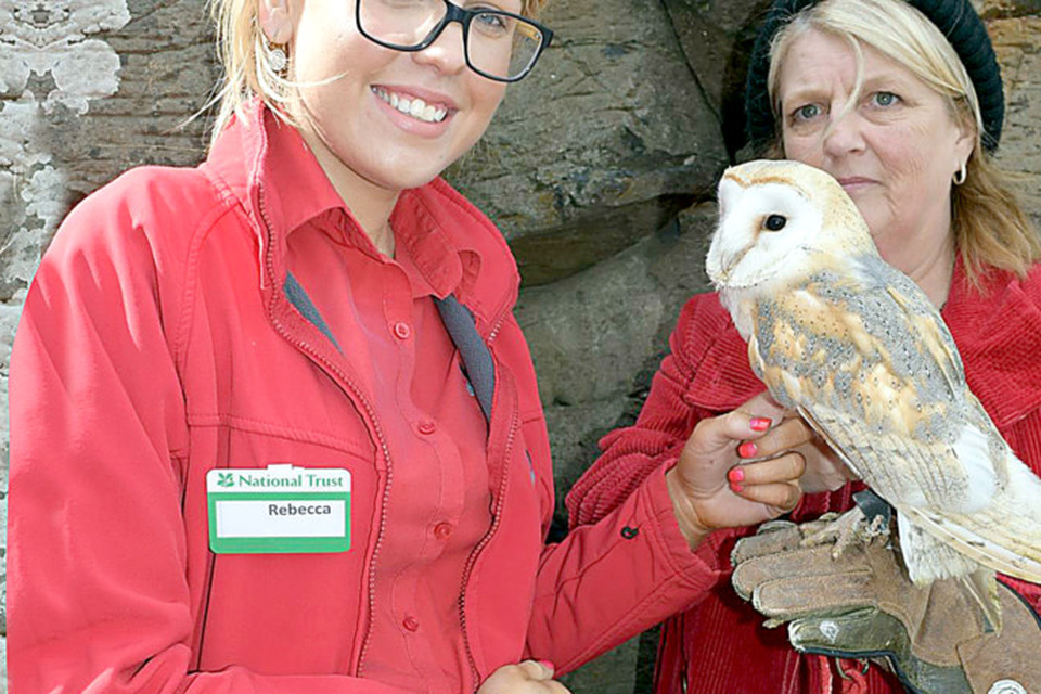 Patricia O’Callaghan and Terry Turkington are reunited with barn owl Arya