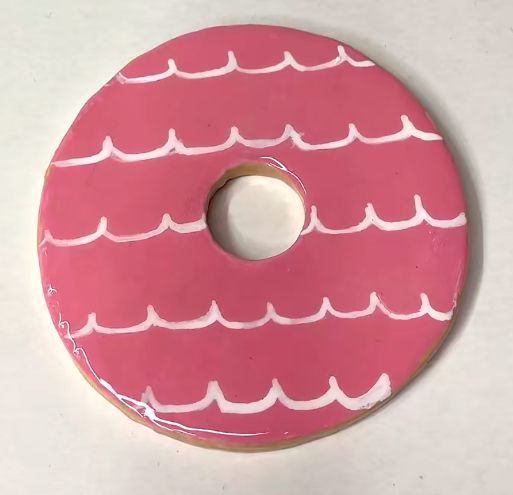 Party Ring coaster made by Hayley Tomlinson (Hayley Tomlinson/@clayleybyhayley/PA)