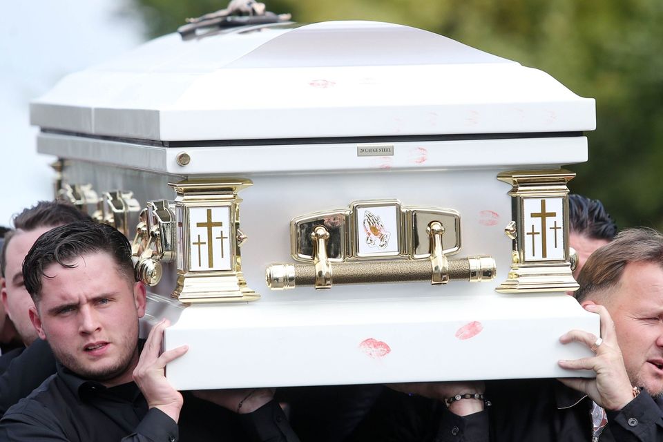 Funeral for 'Queen of Travellers' Violet Crumlish in Lurgan, Co. Armagh. Picture by Jonathan Porter/Press Eye