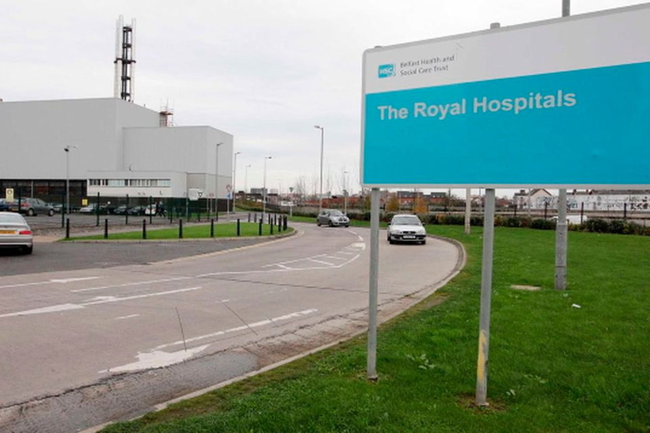 Man dies near Royal Victoria Hospital in Belfast | BelfastTelegraph.co.uk