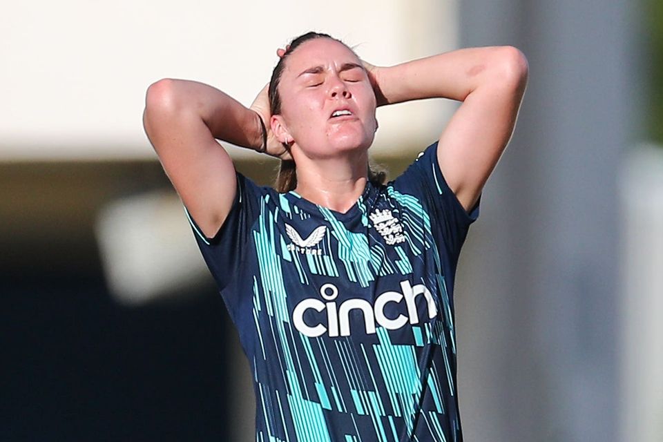 England All-rounder Alice Capsey Returns Home After Breaking Collarbone ...