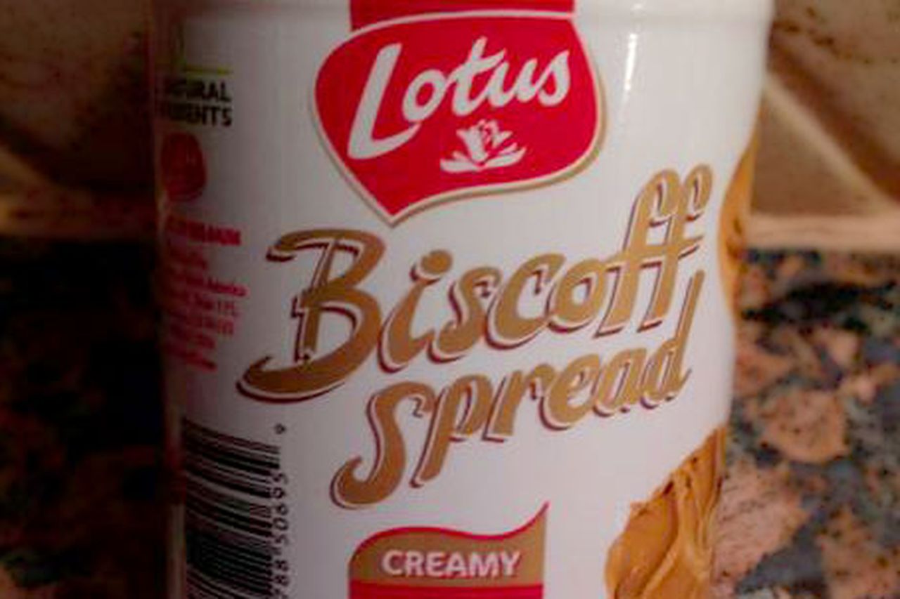 Lotus Biscoff Cookie Spread, 14 Oz