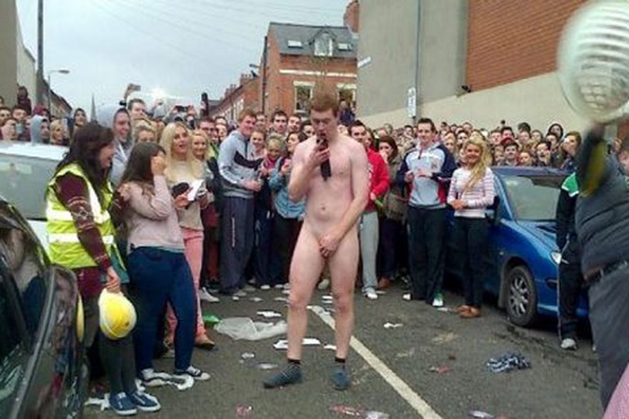 GAA star does naked Harlem Shake in Belfast street | BelfastTelegraph.co.uk