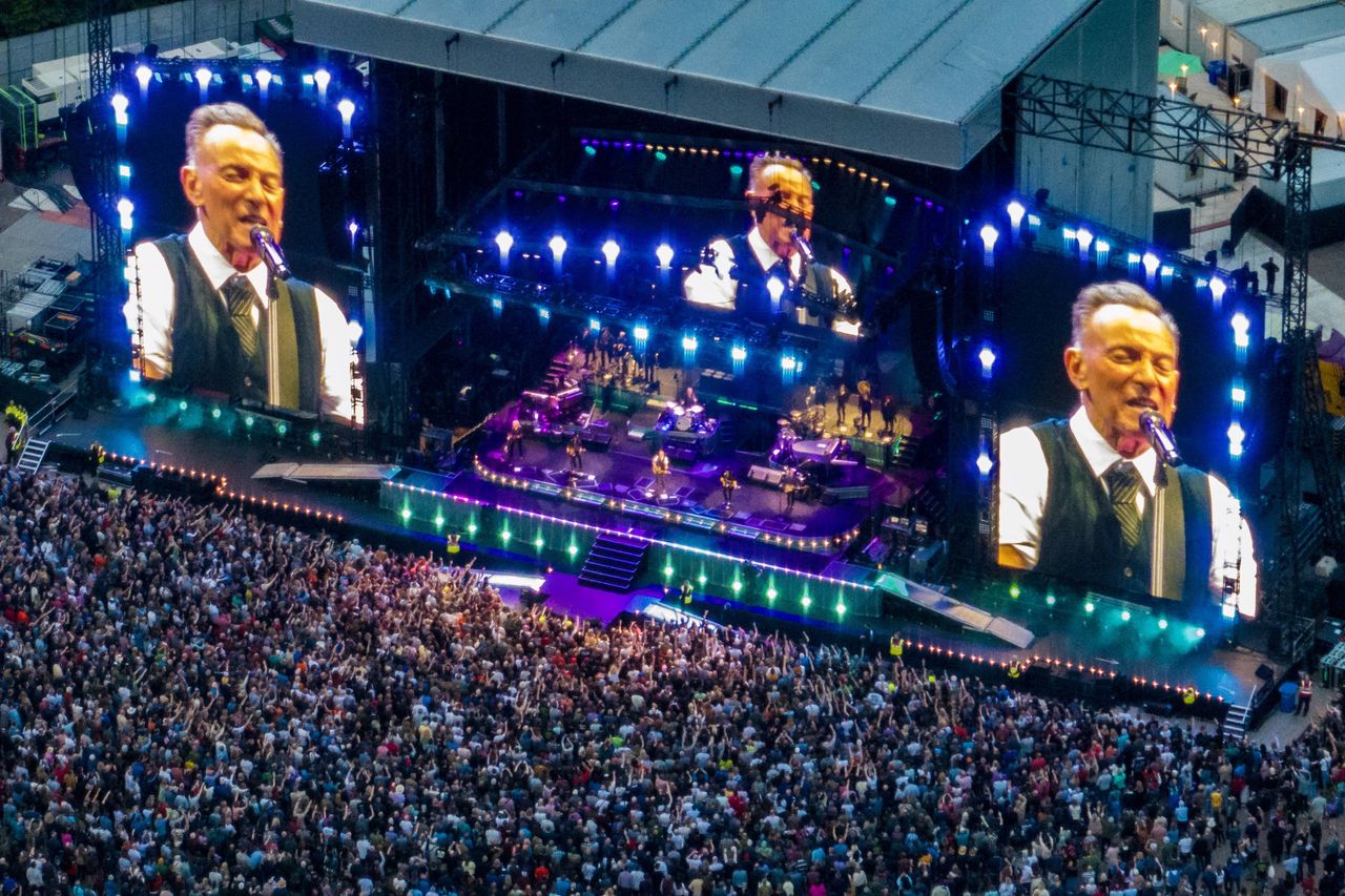 Bruce Springsteen review: The Boss has Belfast dancing in the dark as ...