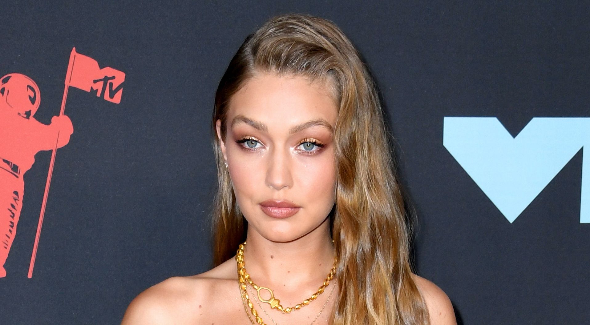 Bella Hadid Shares Childhood Pictures Of Gigi Hadid And Wishes The  Supermodel On Her Birthday Saying 'Lucky To Be Your Baby Sister