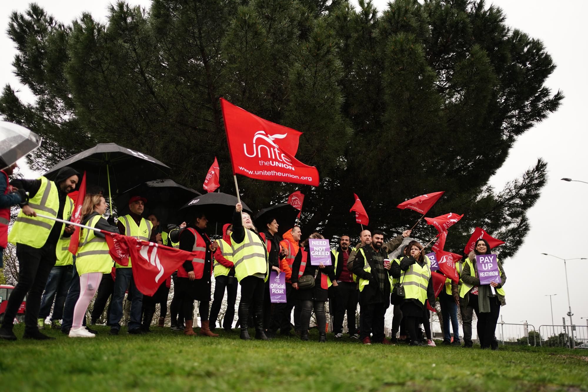 heathrow-airport-security-officers-dispute-ends-with-new-pay-deal