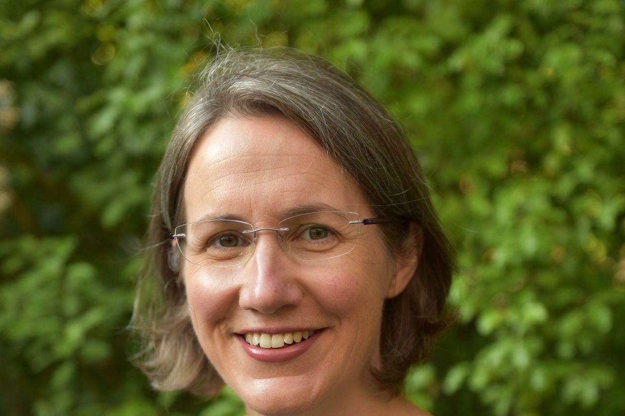 NI’s young people calling for job security and end to paramilitaries ...