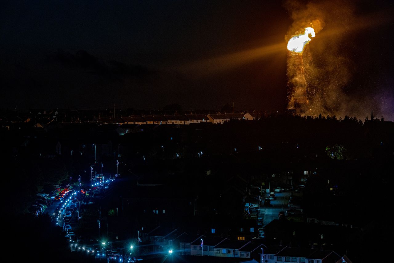 Twelfth Of July: Eleventh Night Bonfires Lit Across Northern Ireland ...