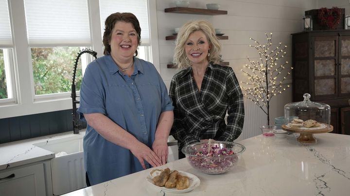 Paula McIntyre heads on US adventure for new series – and cooks with Dolly Parton’s sister