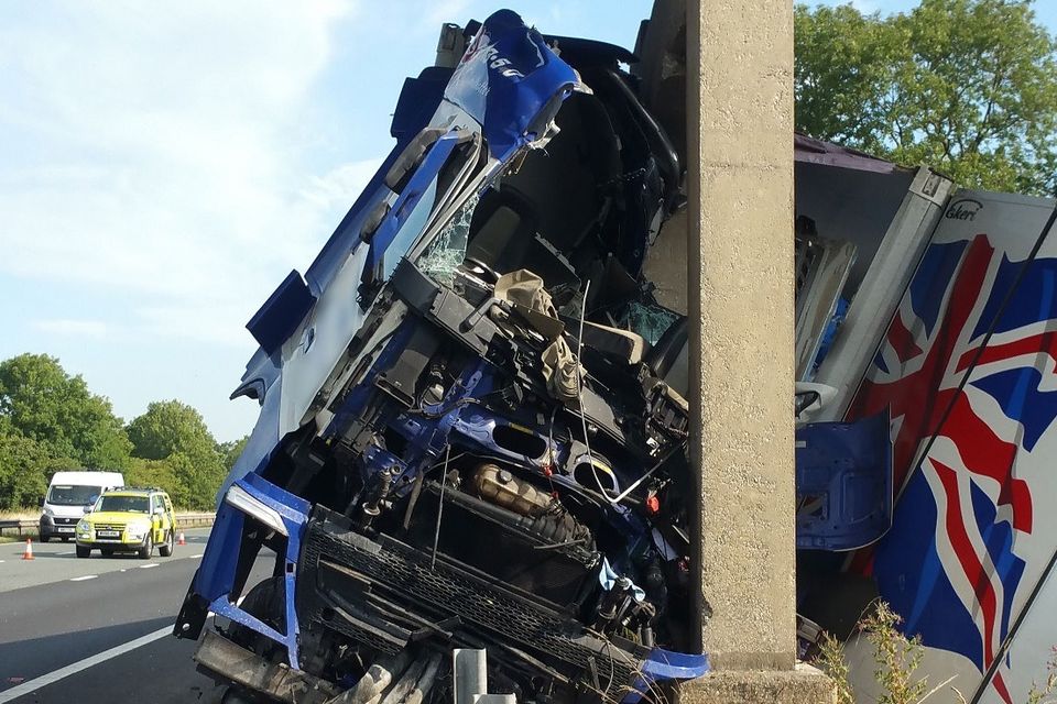 Lorry Crash On M6 Cracks Concrete Bridge Support And Closes Motorway ...