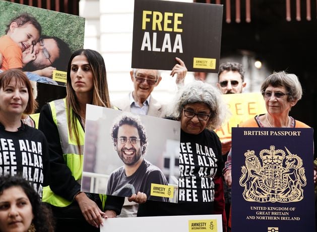No 10 defends approach to Alaa Abd El-Fattah’s case amid calls for deportation