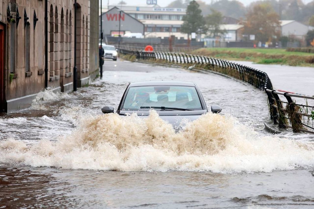 Northern Ireland Met Office forecast: Storm Debi Weather warning ...