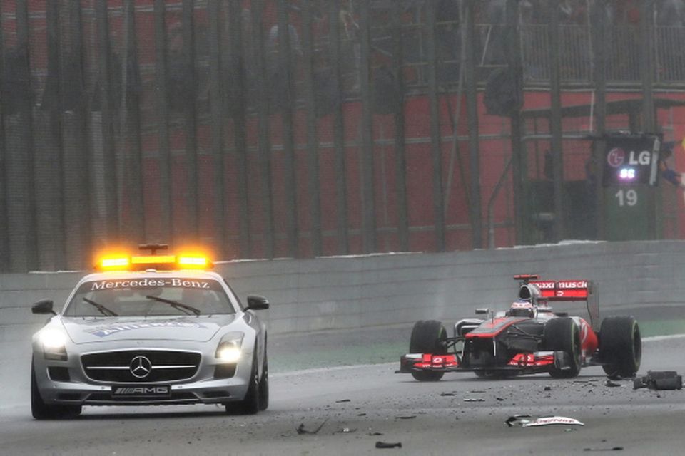 2012 Formula 1: Jenson Button claims victory at Brazil, Vettel