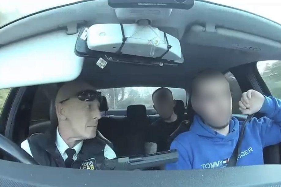 Fonacab Taxi Video: UVF Denies Claim 'gun-toting' Belfast Man Is Their ...