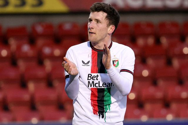 Bobby Burns praises Glentoran following League of Ireland switch ...