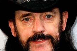 Lemmy, Motorhead frontman, dies aged 70 after cancer diagnosis - BBC News