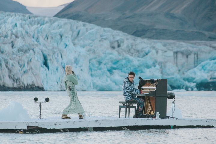 British singer performs duet amid Arctic icebergs in call for climate protection