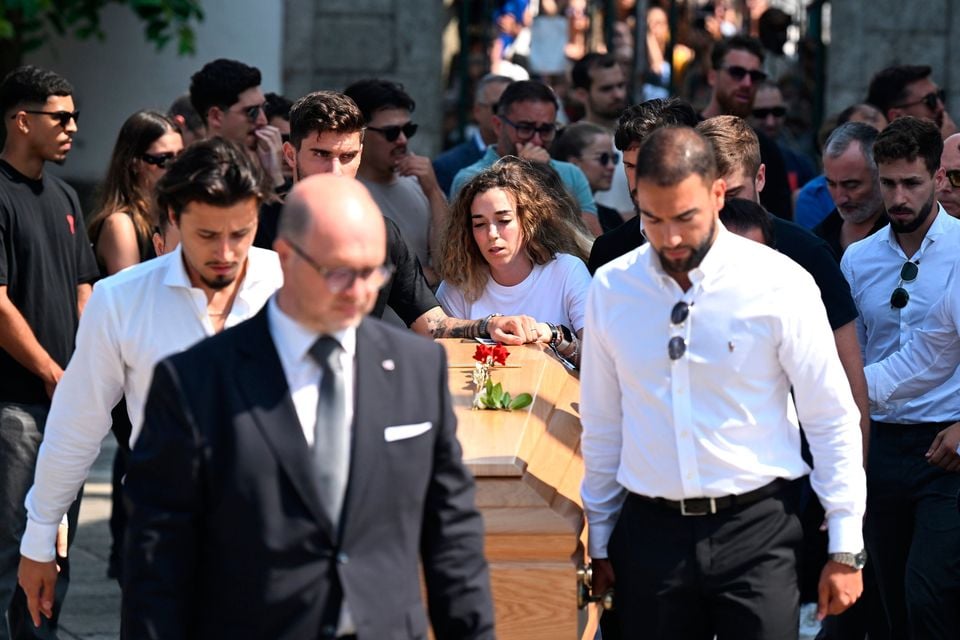 Diogo Jota: Grieving wife among mourners as Liverpool players past and  present arrive for funeral | BelfastTelegraph.co.uk