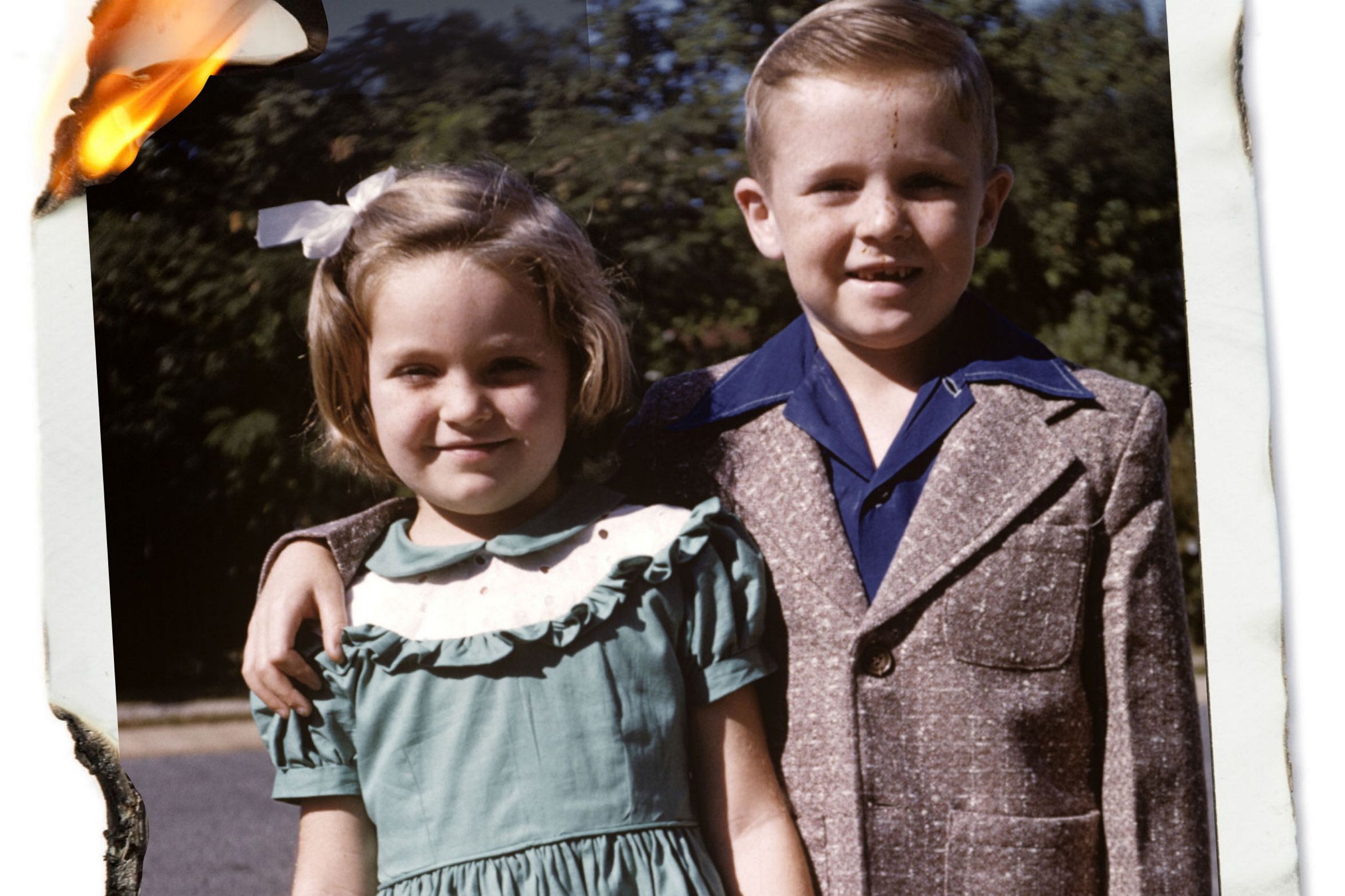‘I’d love to just wash my hands of her’: What happens when siblings fall out ‘I’d love to just wash my hands of her’: What happens when siblings fall out