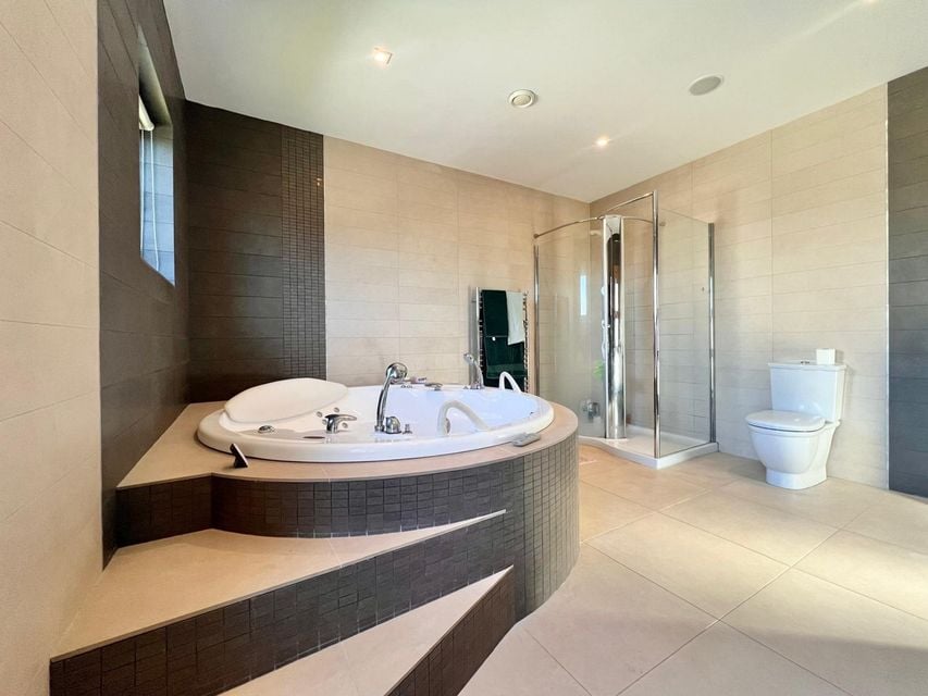 Master ensuite