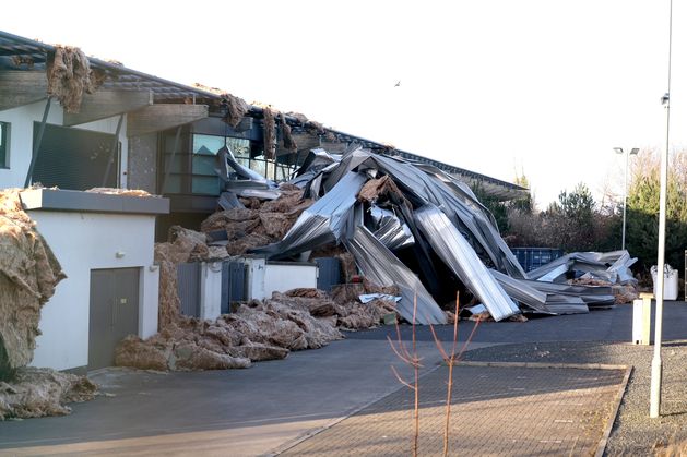 Storm Éowyn: Widespread damage from high winds leaves almost 300,000 without power