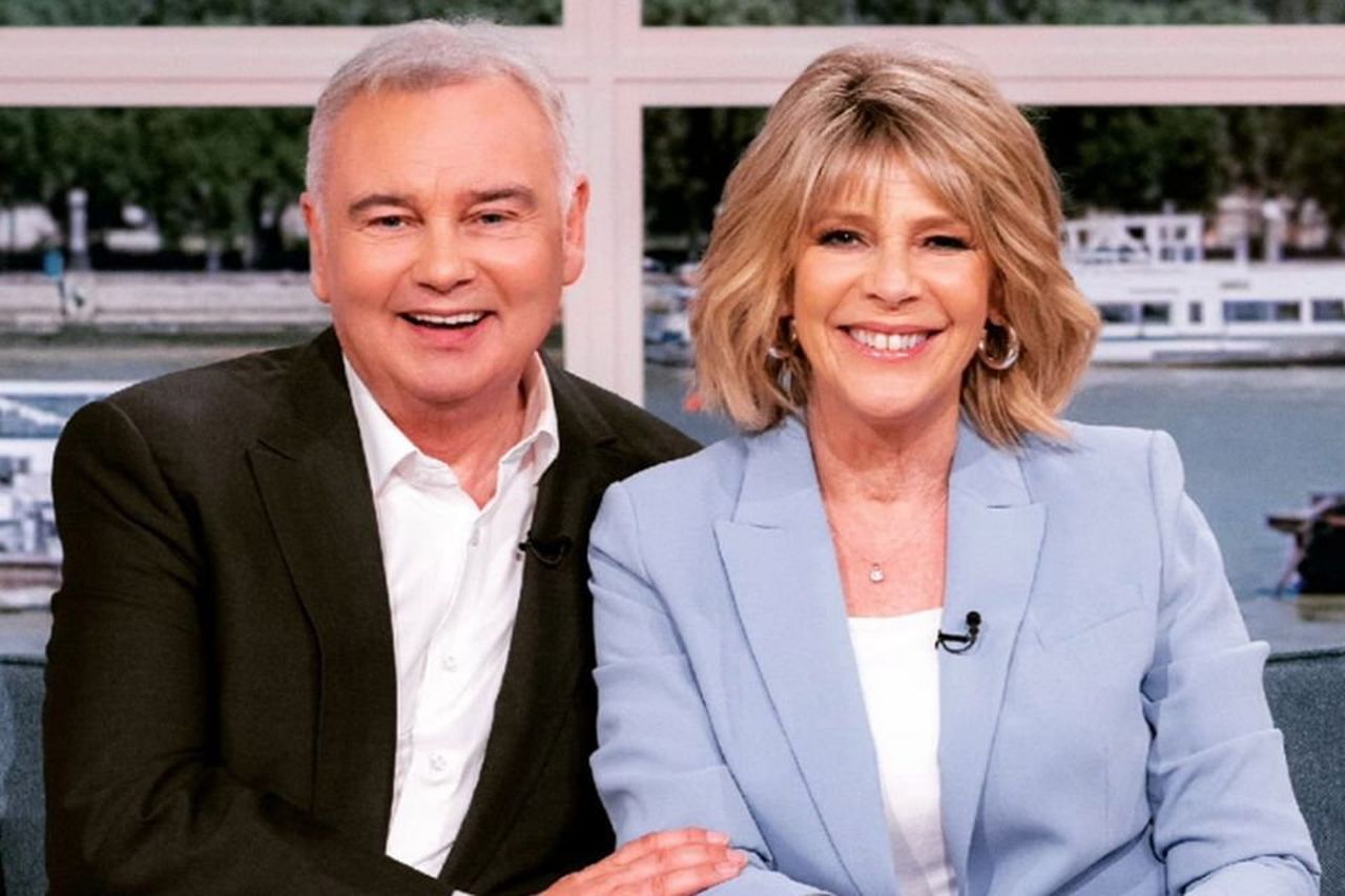 Ruth Langsford hits back at husband Eamonn Holmes' video after 'lovely  woman' remark, Celebrity News, Showbiz & TV