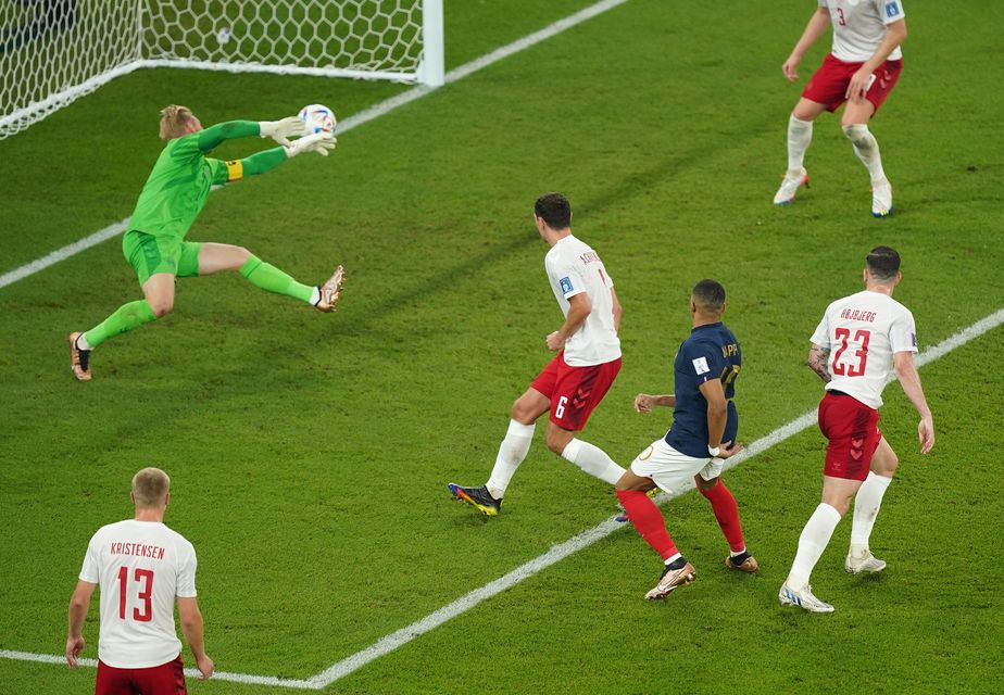 Mbappe scores 2, France reaches knockout stage of World Cup