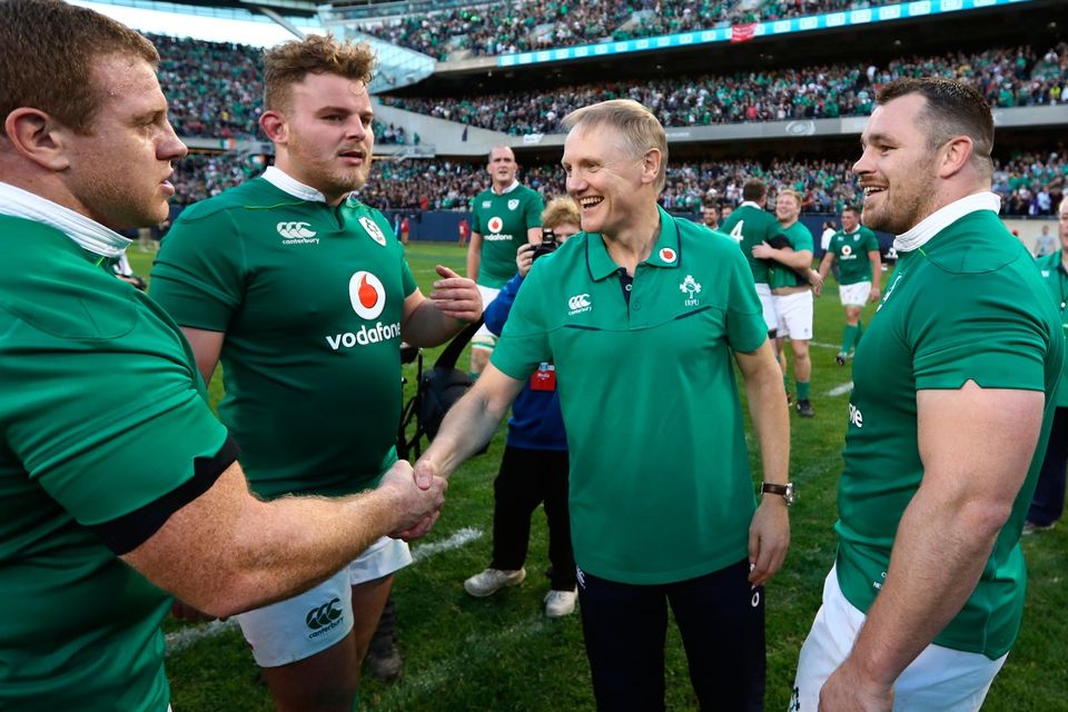 Ireland coach sticks with Kiwi trio for quarterfinal against All