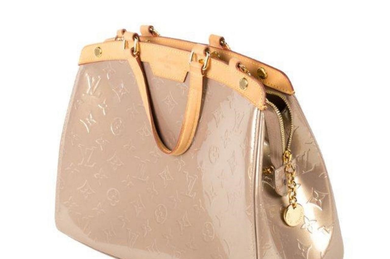 Louis Vuitton Beige Poudre Monogram Vernis Brea MM Bag