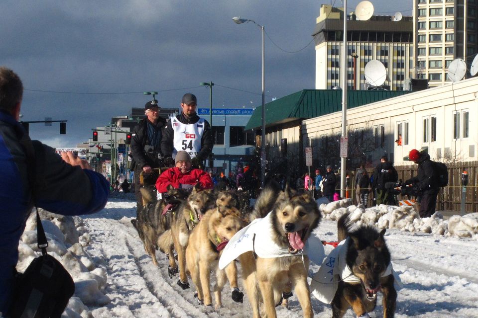 Spanje natuurlijk Afgeschaft Alaskan claims victory in gruelling 1,000-mile sled dog race |  BelfastTelegraph.co.uk