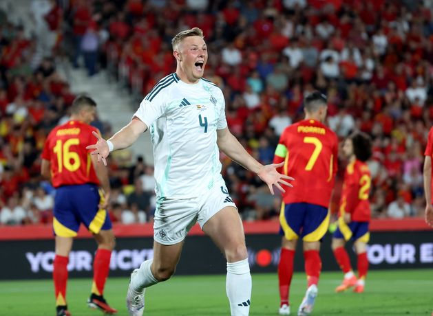 El goleador Daniel Ballard insiste en que la derrota de España ayudará a Irlanda del Norte a largo plazo