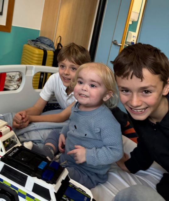 Alfie’s brothers Bobby (left) and Teddie with Alfie during a hospital visit (Handout/PA)