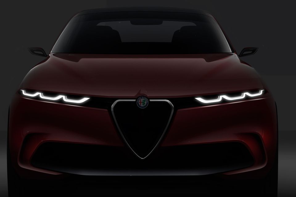 Alfa Romeo drops a mid-sized hybrid SUV … and steals the show at Geneva (so  far, anyway)