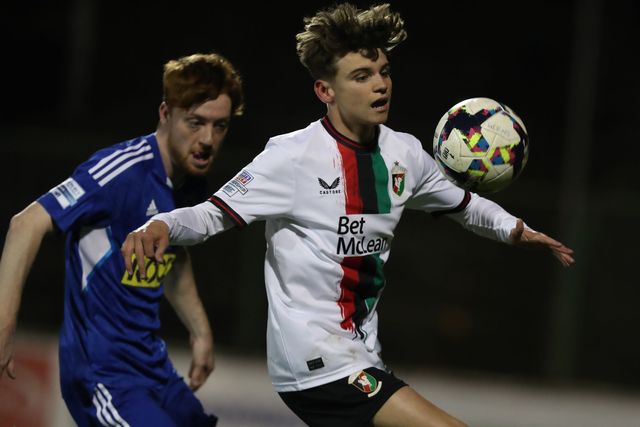 Irish League: Glentoran icon Gary Smyth backs son Casey to make most of ...