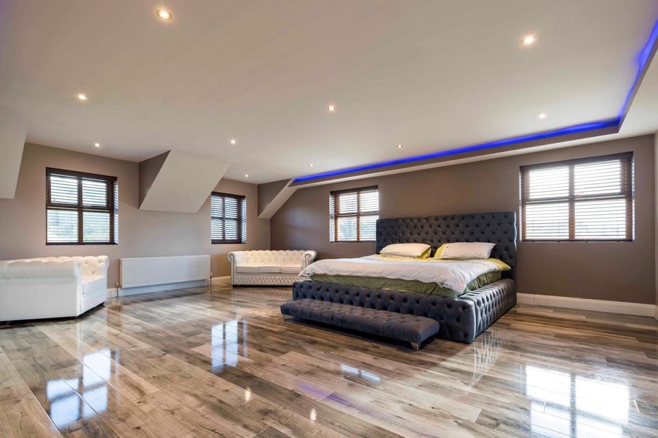 Principal bedroom