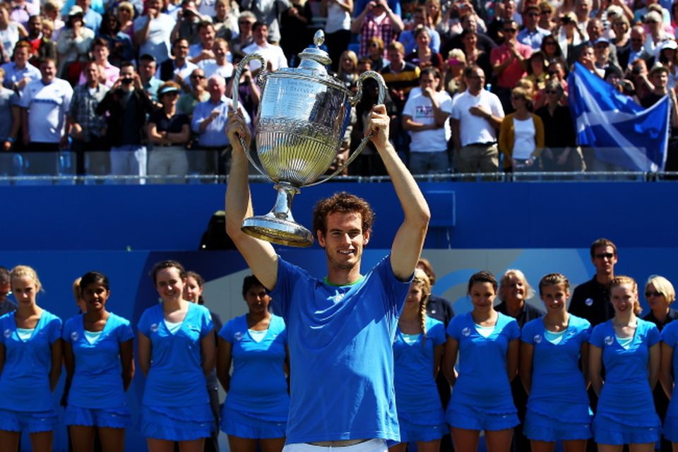 Andy Murray wins Queen's title 