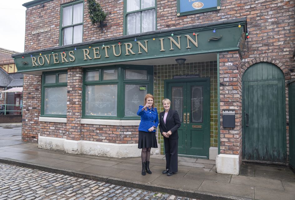 Sarah, Duchess of York with Coronation Street actor Sally Dynevor outside the Rovers Return (Danny Lawson/PA)