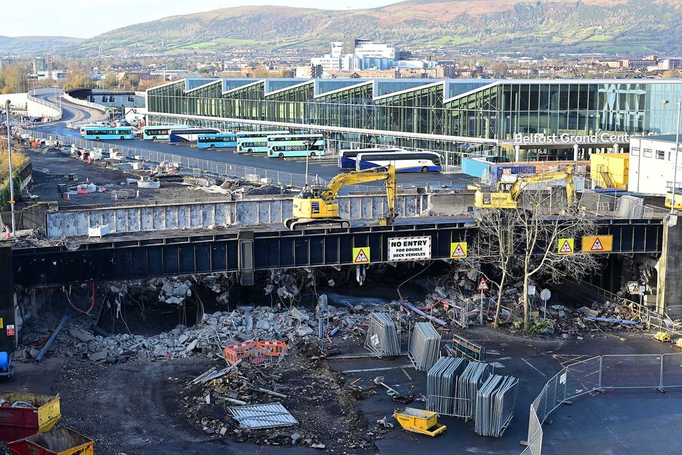 The Boyne Bridge near Sandy Row, is being dismantled as part of the redevelopment of the streets around the new Grand Central Station.
Picture By: Arthur Allison/Pacemaker Press