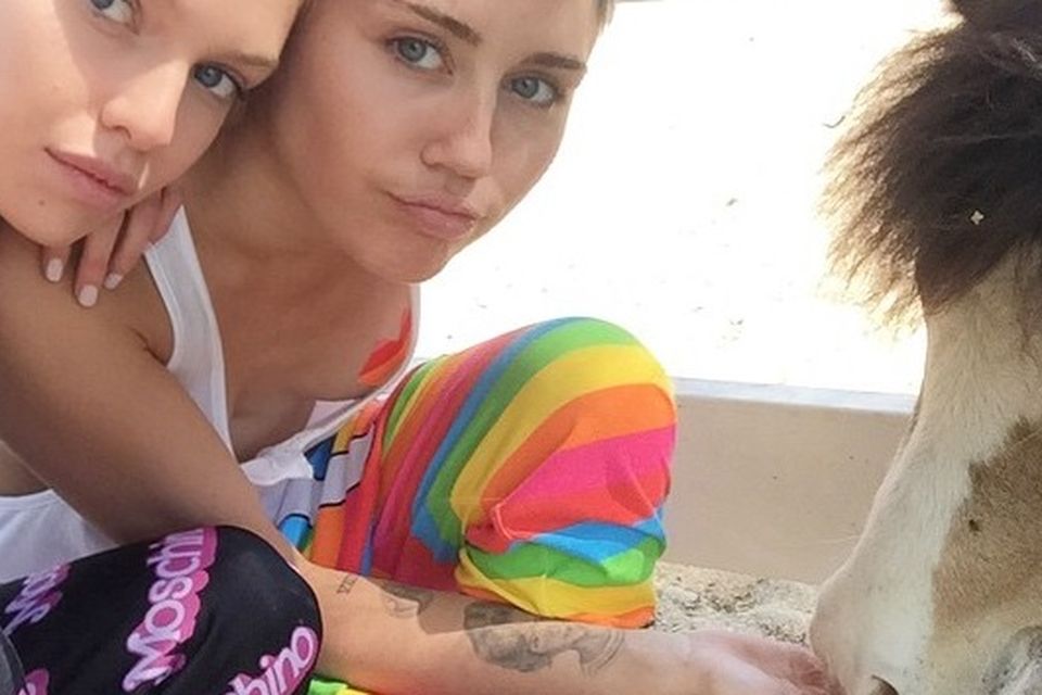 Victoria's Secret Belfast model and Miley Cyrus ex Stella Maxwell bares all  in risqué Instagram post