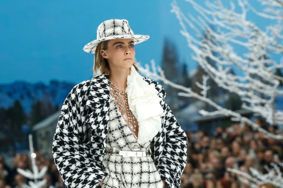 100 of Karl Lagerfeld's Best Chanel Runway Moments - Karl Lagerfeld Chanel  Designs