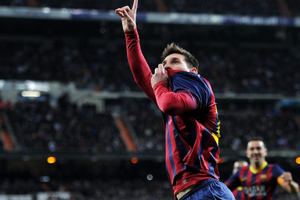 Real Madrid 3 - 4 Barcelona: Lionel Messi hat-trick in el clásico win at  the Santiago Bernabéu 