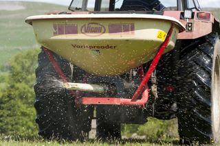 Ulster Farmers’ Union Slams Proposal To Ban Fertilisers With Phosphorus 