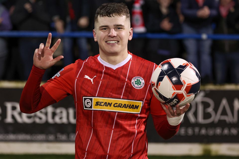 Irish League Cliftonville Coleraine: Jim Magilton says his side's momentum  can be an unstoppable force