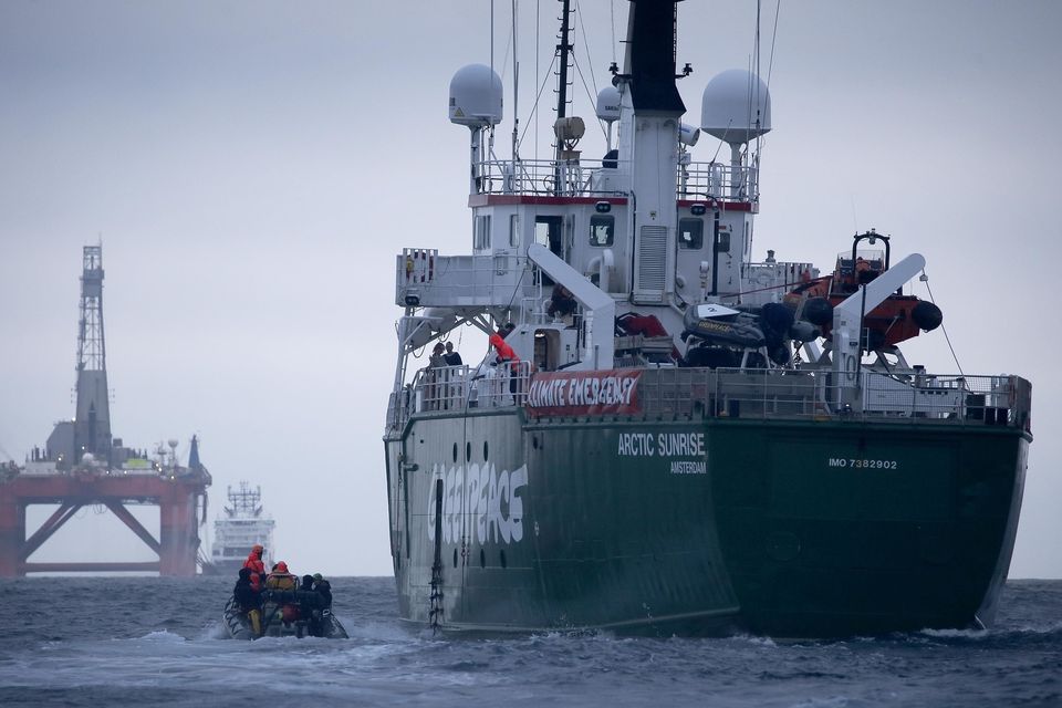 BP oil rig makes second U-turn amid climate protest | BelfastTelegraph ...