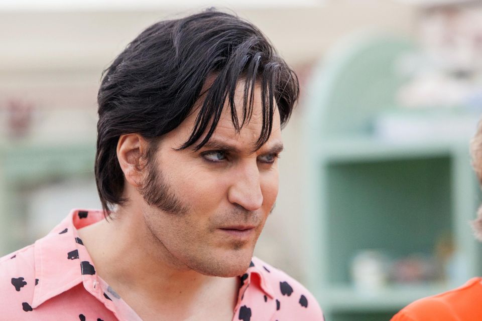 Bake Off viewers mourn the loss of Noel Fielding s goth hair