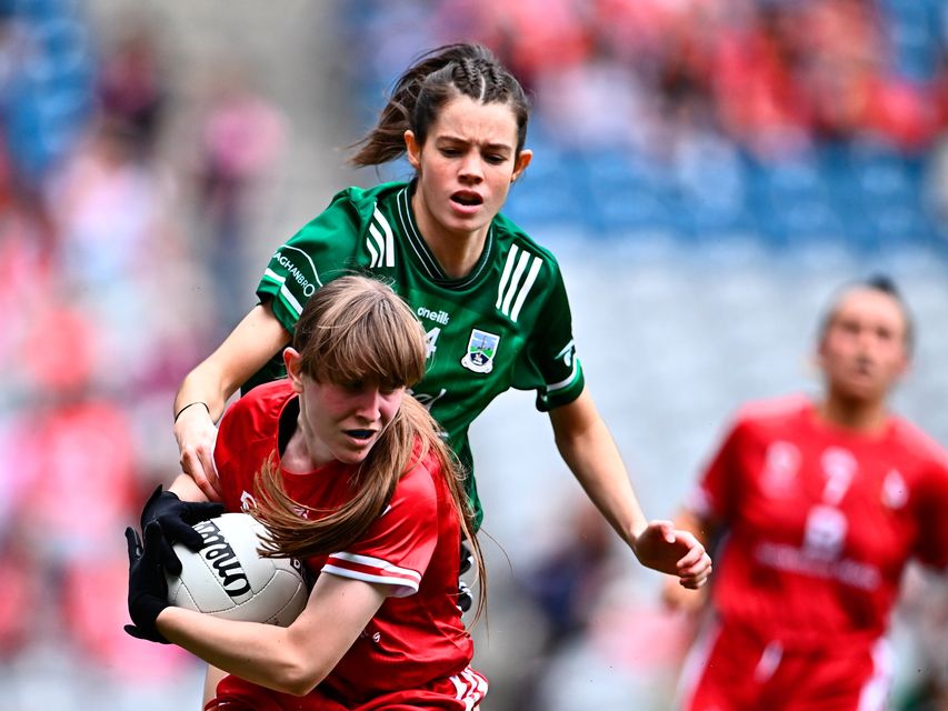 Fermanagh's Eimear Smyth applies pressure on Louise Byrne of Louth during the sides' Final encounter