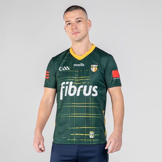 Co Antrim GAA jersery 