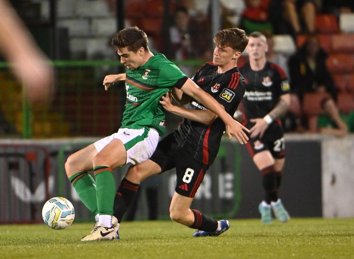 Crusaders v Glentoran | Belfast rivals looking to kick off weekend in perfect fashion