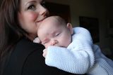 thumbnail: Radio Ulster Presenter Kerry McLean with four-week-old Eve.
Picture by Brian Little/Presseye