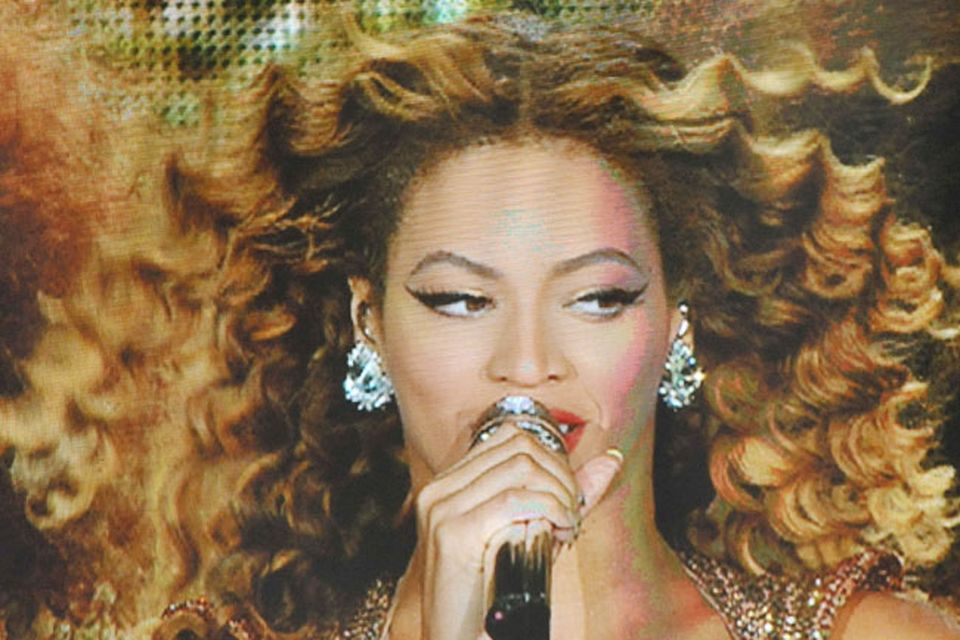 Beyonce on stage at the Odyssey Arena in Belfast in front of a sell-out audience on the last date of her 2009 world tour. 24-11-2009